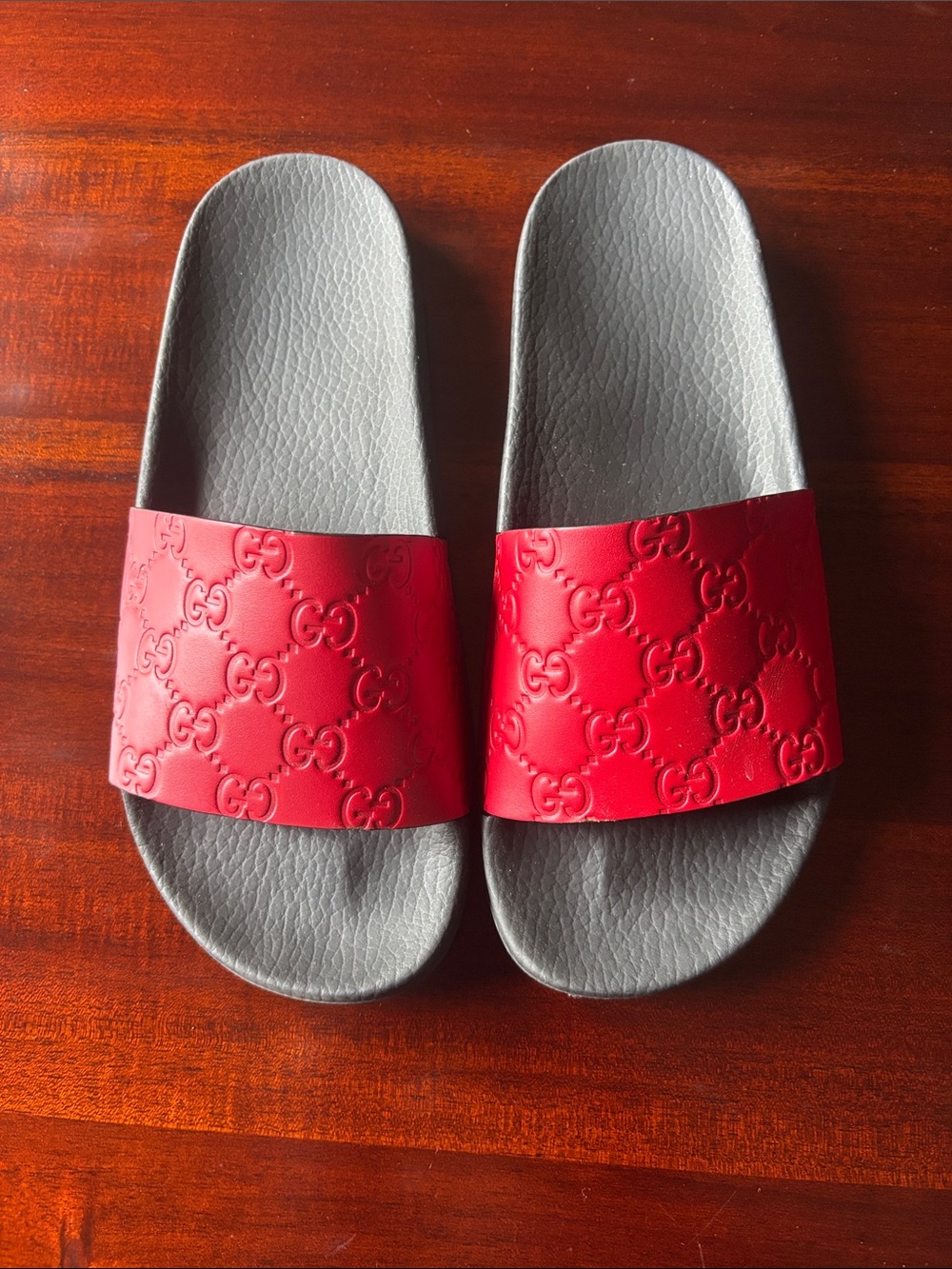 Gucci Red Strap Gray Footbed Embossed GG Slides
